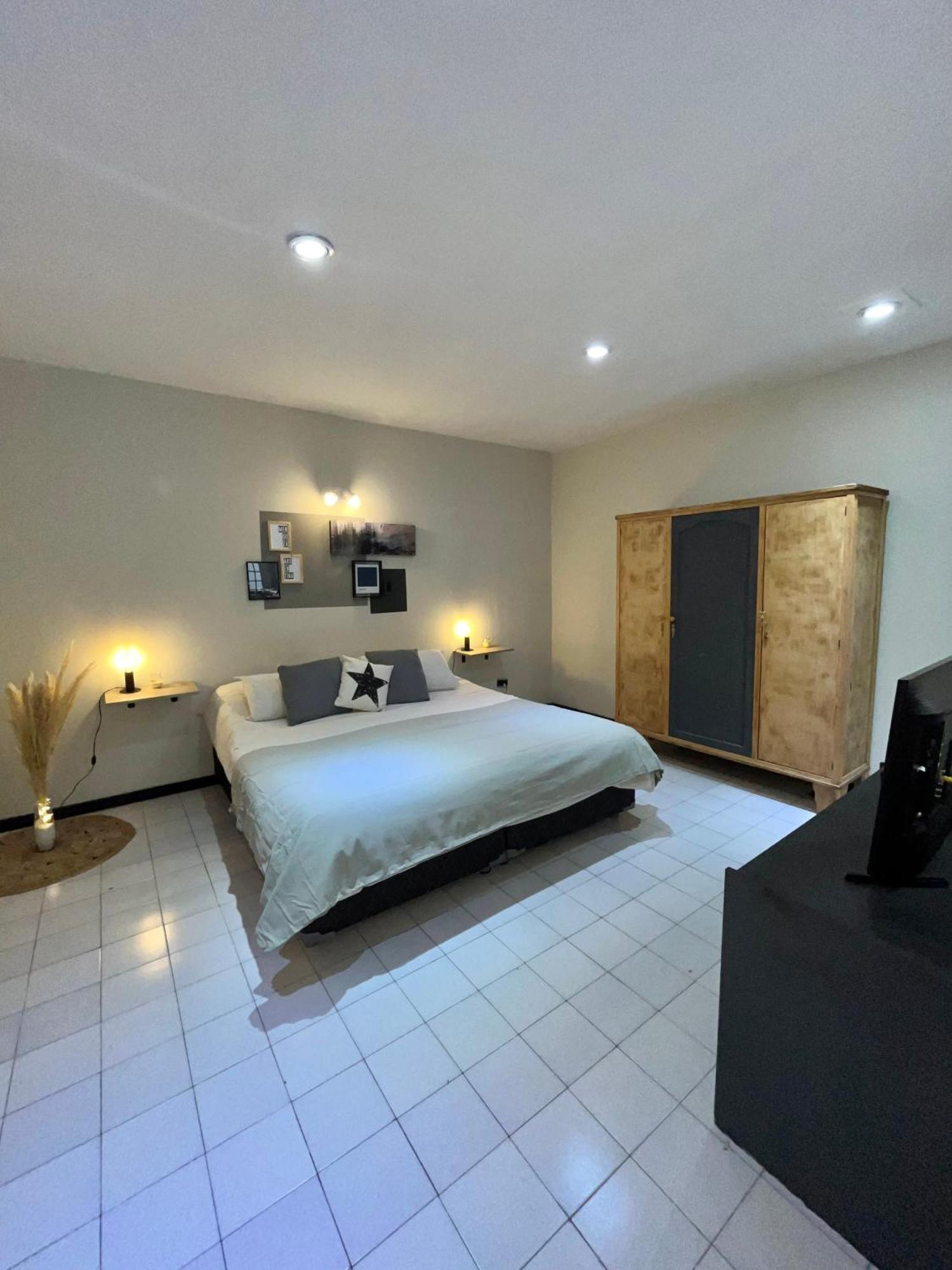 Departamento Espana A 3 Cuadras Plaza Independencia Mendoza Buitenkant foto